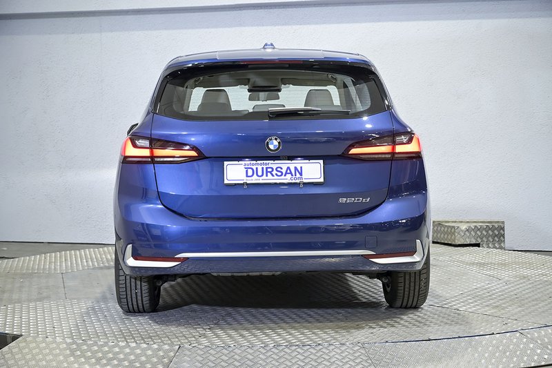 BMW Serie 2 2025, foto 12