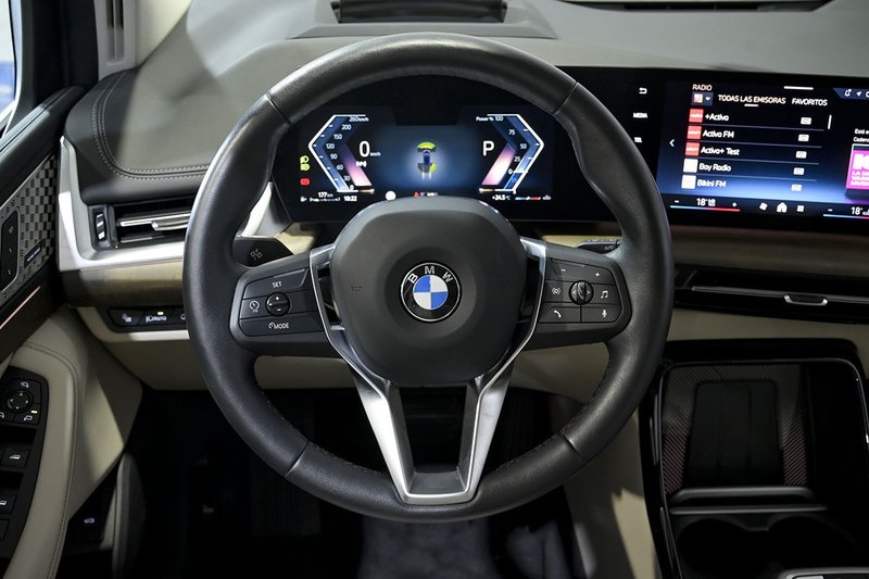 BMW Serie 2 2025, foto 22
