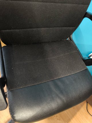 Silla de escritorio negra