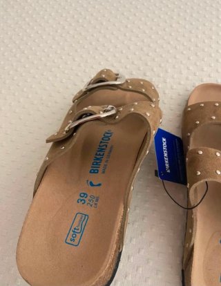 Sandalias Birkenstock Marrones con Tachuelas