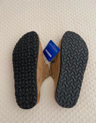 Sandalias Birkenstock Marrones con Tachuelas