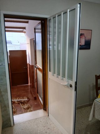 Puerta aluminio y cristal 75x203 medida