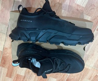 Zapatillas Oakley Trail Running Negras