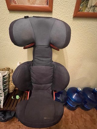 Se vende Silla de coche Bebé Confort