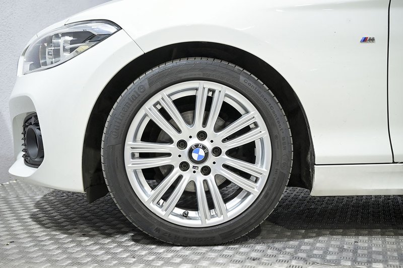BMW Serie 1 2016, foto 14