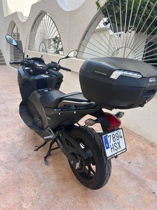 Honda Integra 750 ABS Negra