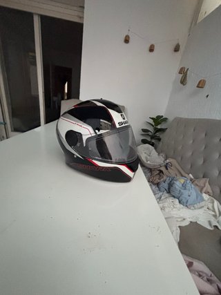 Casco Shark Negro Blanco  Rojo