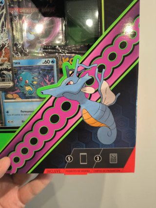 Caja Kingdra Fábula Sombría (Pokémon TCG) SELLADA