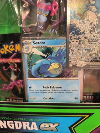 Caja Kingdra Fábula Sombría (Pokémon TCG) SELLADA
