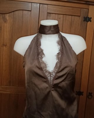 Top halter lencero marrón