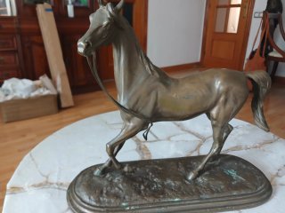 Caballo de bronce