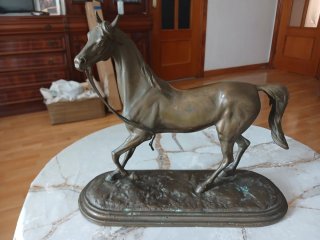 Caballo de bronce