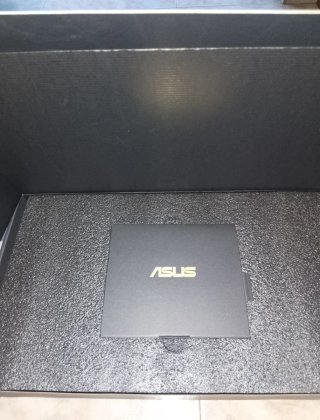 ASUS DUAL RTX 5070 OC 12GB GDDR7