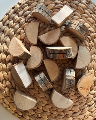 Soportes de madera para tarjetas