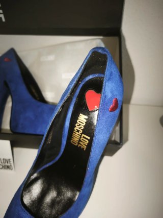 Zapatos de tacón Love Moschino talla 35