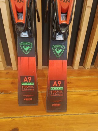 Esquís Rossignol Hero 135cm
