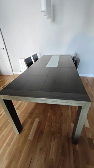 Conjunto mesa y sillas roble