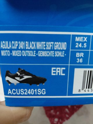 Botas fútbol tacos aluminio AGUILA CUP 2401