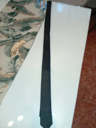 Corbata negra elegante
