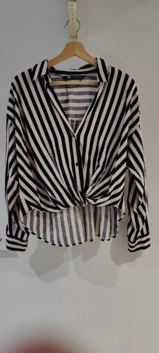 Blusa Zara Rayas B/N