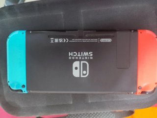 Nintendo Switch Rojo y Azul