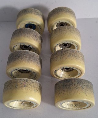Ruedas MAGNUM 57D _ 57 ROLL LINE