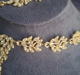 Set elegante gioielli oro