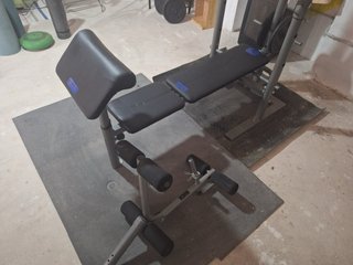 Máquina de musculación OESWE