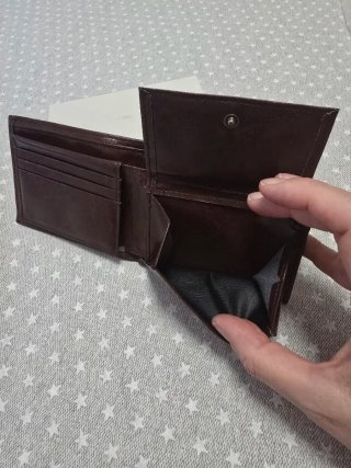 Cartera de piel para hombre