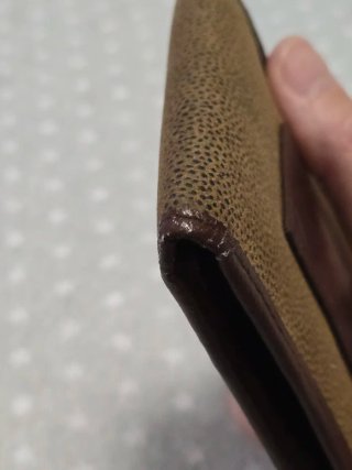 Cartera de piel para hombre
