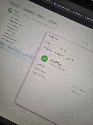 Synology DS220+ NAS con 2x 8TB Seagate