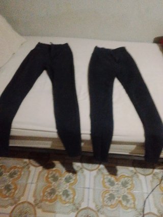 Pantalones negros