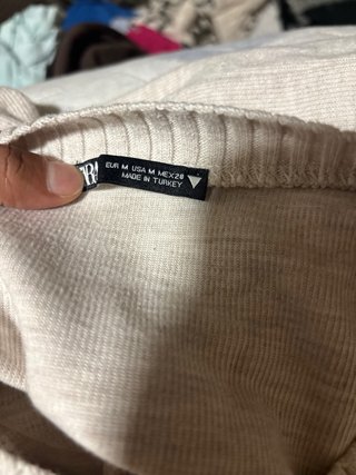 Pantalones beige anchos