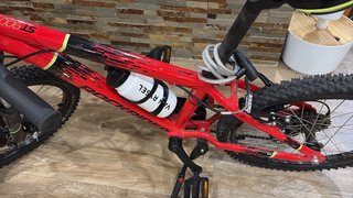 Bicicleta infantil Rockrider roja