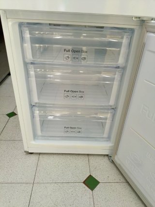 Nevera combi Samsung 200/60cm A++ con garantia