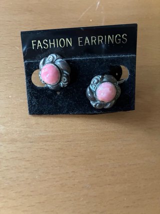 8 pares pendientes + 1 colgante