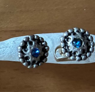 8 pares pendientes + 1 colgante