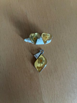 8 pares pendientes + 1 colgante