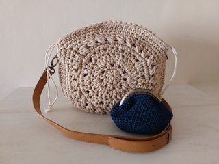 Monedero crochet vintage azul
