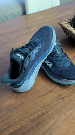 Hoka Challenger ATR 7,  Talla 44, nuevas a estrena