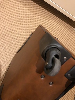 Maleta Zara Marrón Colección