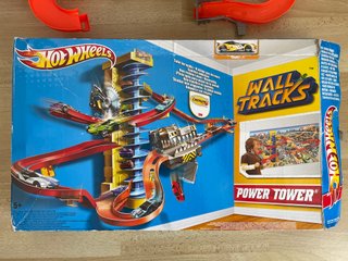 Hot Wheels Pista Vertical Power Tower Wall Tracks