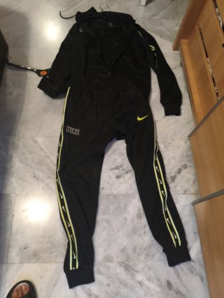 Conjunto Deportivo Nike Negro y Verde