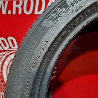 [R. 2064] - 235 45 18 98V MICHELIN NEUMÁTICOS