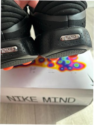 Nike Mind 002 Negro Hyper Crimson EU 42