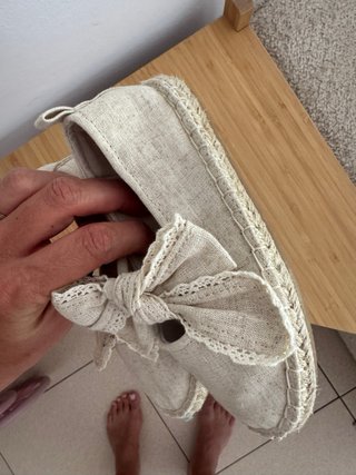 ZARA Niña Beige con Lazo Size 26