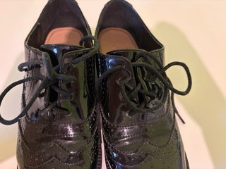 Zapatos negros charol