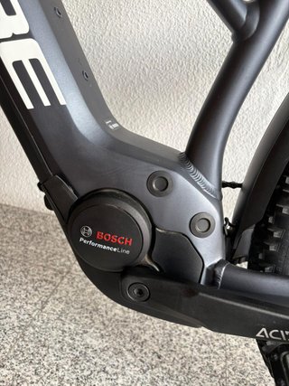 Bicicleta Eléctrica Cube Reaction Hybrid L