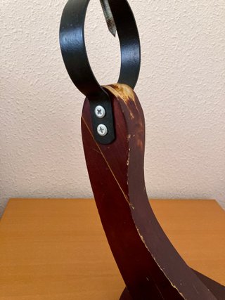 Soporte jamonero de madera