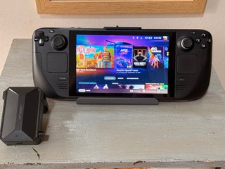 Steam Deck LCD 1000gb + estuche protector